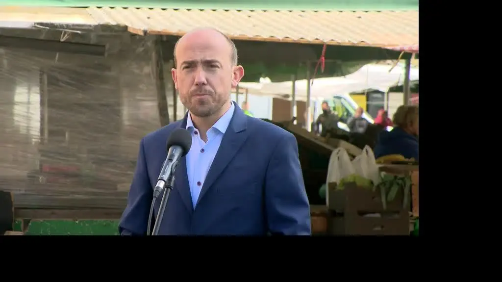 3005N037X TRZASKOWSKI BUDKA