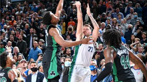 Spektakularna akcja w NBA. Rzut na wagę zwycięstwa równo z syreną
