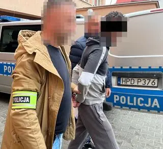 Policja zatrzymała mężczyznę podejrzanego o napady na sklepy 