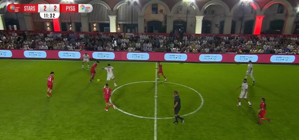 Kolejny GOOOL! "Szalenie widowiskowy spektakl", "mnóstwo błędów gwiazd". Oglądaj w TVN24+