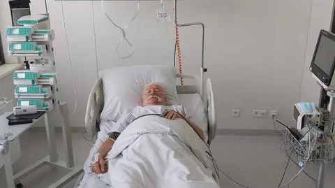 Lech Wałęsa to stay in hospital for at least a week due to infection