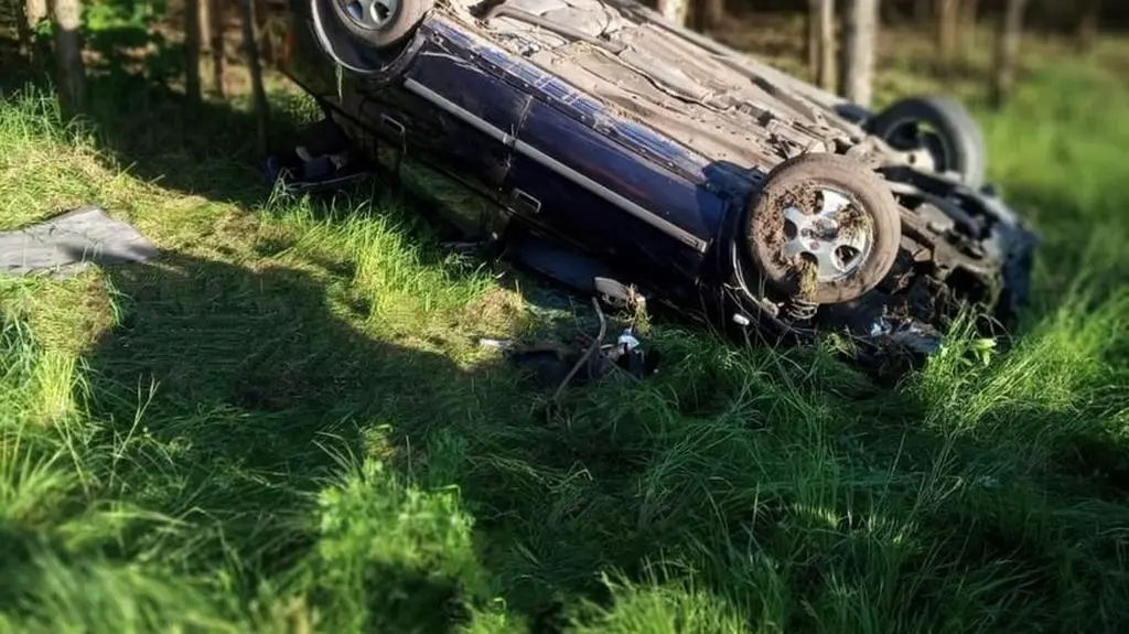 Auto dachowało