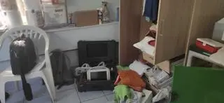 Złodzieje szukali pieniędzy, ale nie ukradli sprzętu niezbędnego do pracy gabinetu