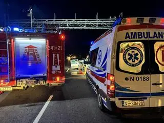 Ciężarówka zderzyła się z samochodem osobowym 