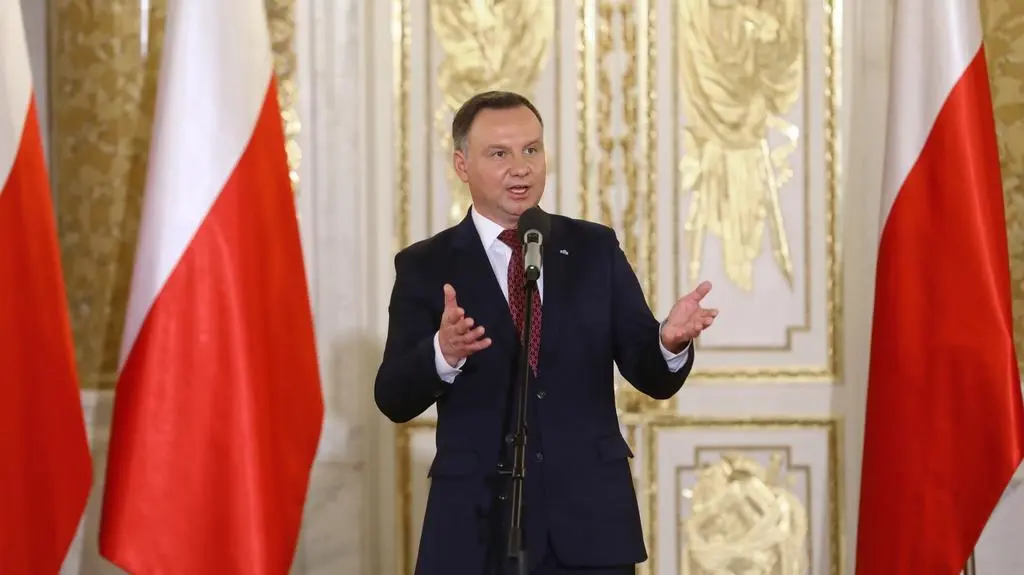 Prezydent na uroczystości wręczenia Orderów Orła Białego: aż dziw brał że ktoś tak wielki Orderu dotąd nie dostał