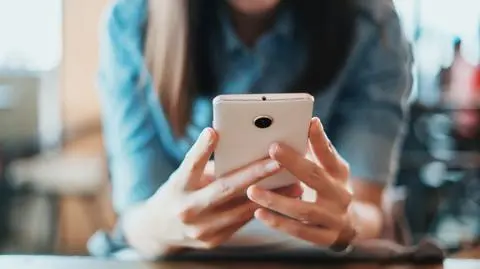 "Bezczelne" działania oszustów. "Każdy jest zagrożony i może zostać potencjalną ofiarą"