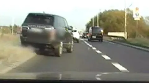 Wartość auta, którym uciekał została oszacowana na ponad 200 tysięcy złotych