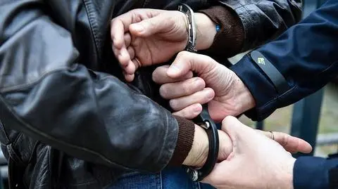 Mieli oszukać kilka tysięcy osób na 10 milionów złotych. Łowcy głów zatrzymali ich w Holandii