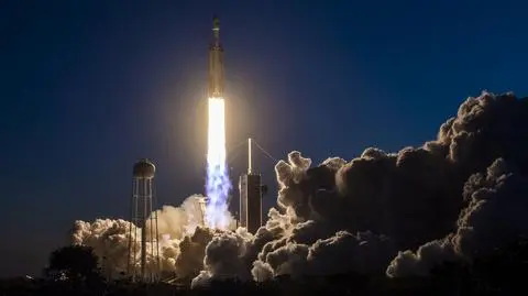 SpaceX. Start rakiety Falcon Heavy USSF-67