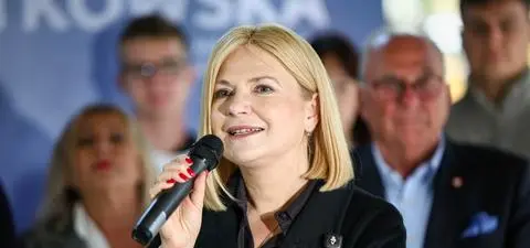 Mówi, że Kraków to jej "jedyna partia". Zapowiada korektę cen biletów i "gigafabrykę" AI