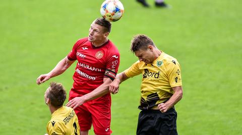Widzew nie zdołał wygrać w hicie II ligi. Robak zmarnował piłkę meczową