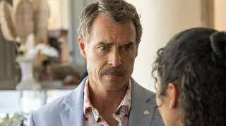 Murray Bartlett w "Białym Lotosie"