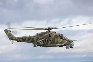 Śmigłowiec MI-24 (zdjęcie ilustracyjne)