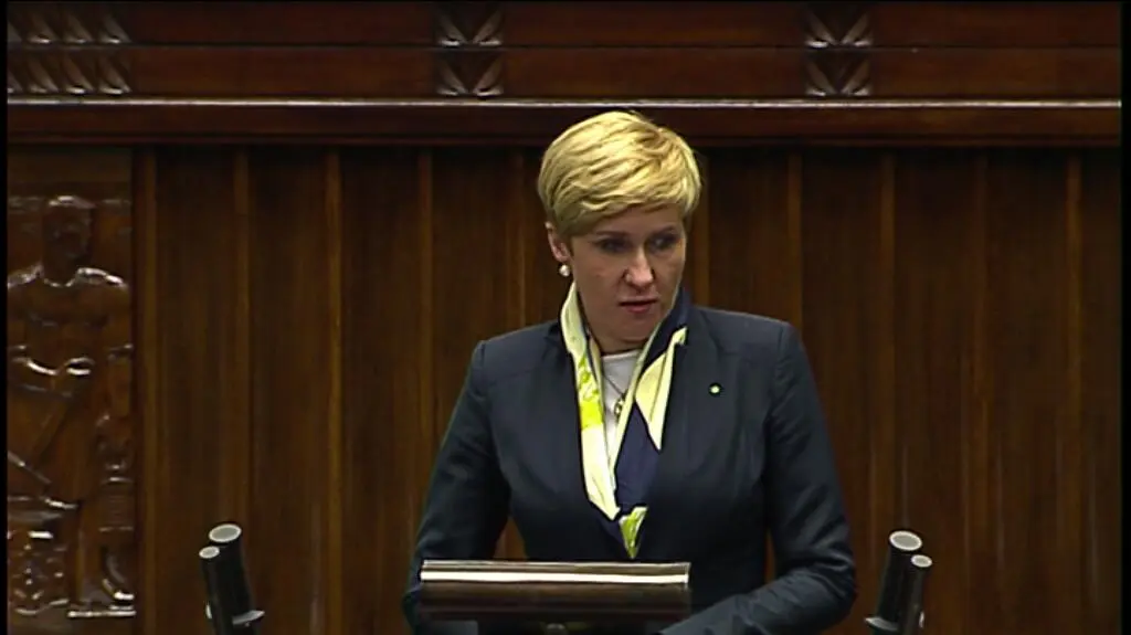 Pasławska (PSL): Dlaczego likwidujecie państwo konkursy?