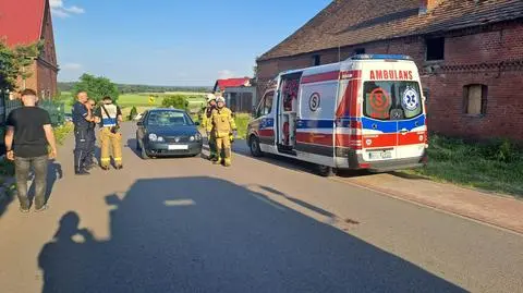 Kierowcę "oślepiło słońce", pieszy zginął