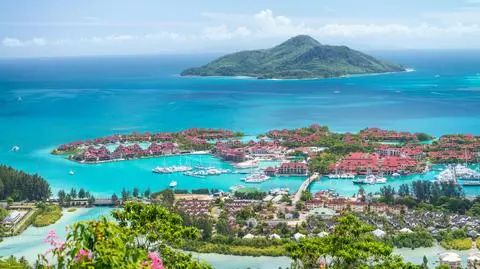 shutterstock_1008741436