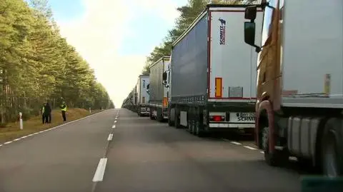 Prawie tysiąc ciężarówek w kolejce na wyjazd na Białoruś. Nawet 38 godzin oczekiwania