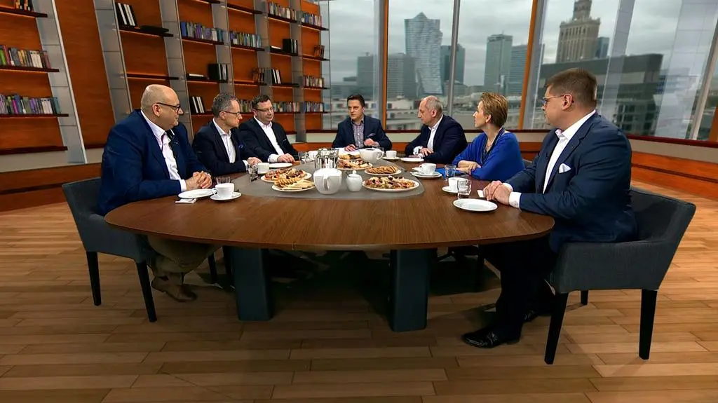 Wójcik: wypowiedź Macrona niedyplomatyczna i niedojrzała