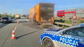 Naczepa zapaliła się na S8 w pobliżu Rawy Mazowieckiej