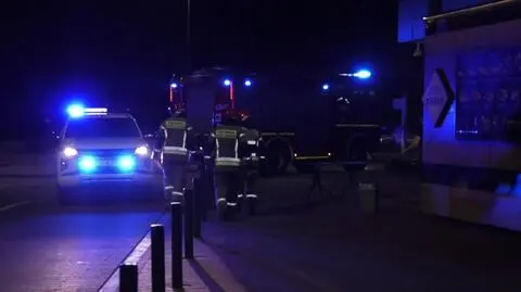 Nieznana "substancja niebezpieczna" rozpylona w centrum handlowym. Ewakuowali 140 osób