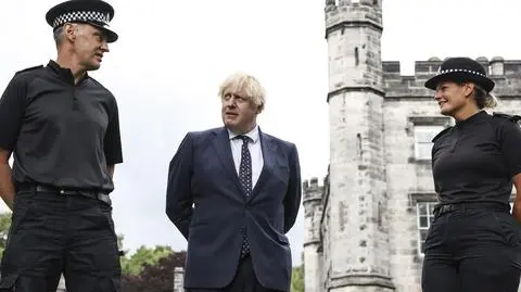 Johnson z wizytą w Szkocji. Nie spotka się z szefową rządu 