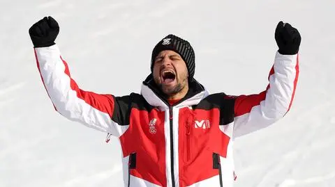 Dorabiał jako policjant, chciał kończyć karierę. Teraz to mistrz olimpijski