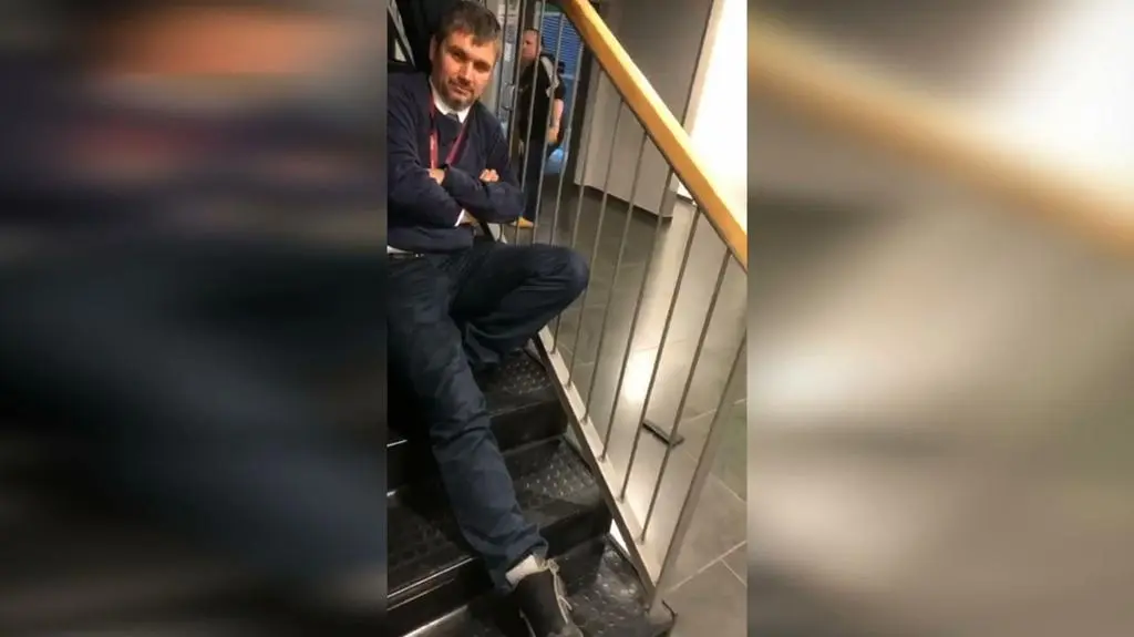 Ochrona najostrzej potraktowała Akosa Hadhazyego