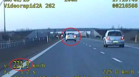 Kierowca został ukarany mandatem i punktami karnymi