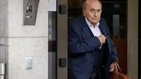 FIFA oskarża swojego byłego szefa. "Przestępcza niegospodarność"