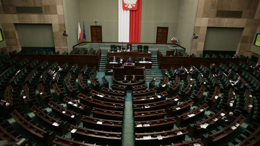 Opozycja przeciw projektowi ws. zgromadzeń. PiS: zwiększamy swobody