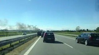 Samochód zapalił się na autostradzie A2 