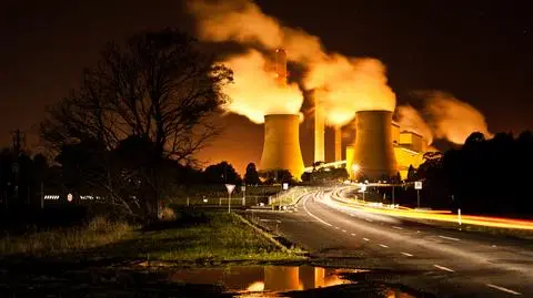 Emitują dwa razy więcej gazów w przeliczeniu na osobę niż Chiny