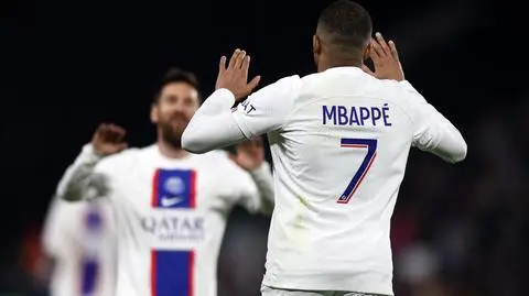 Dublet Mbappe, wyczyn Messiego. PSG zmierza po tytuł