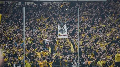 Śmierć młodego kibica, wielu aresztowanych. Mecz Ligi Mistrzów przełożony