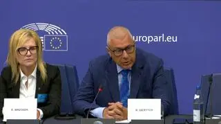 Prokurator Ewa Wrzosek i mecenas Roman Giertych w czasie wysłuchania