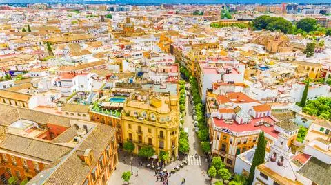 sewilla hiszpania shutterstock_591423566
