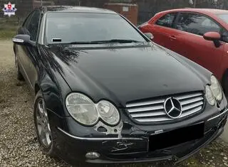 Auto trafiło na policyjny parking