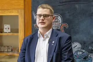 Maciej Szymkowski wszedł w skład międzynarodowego zespołu naukowców, który pracuje nad tym, abyśmy mogli poczuć dotyk na odległość 