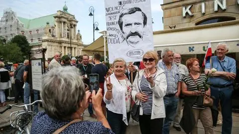 Wałęsa: bardzo mądrze strona społeczna zrobiła mądrzejszy ustępuje głupszemu