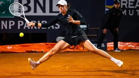 "Will keep you updated". Iga Świątek with thigh injury