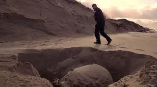 Na plaży w Piaskach znaleziono niewybuch