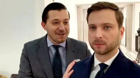 "To jak w autobusie szkolnym. Zawsze ci najfajniejsi siedzieli z tyłu, i ja też tam czasem siedziałem"