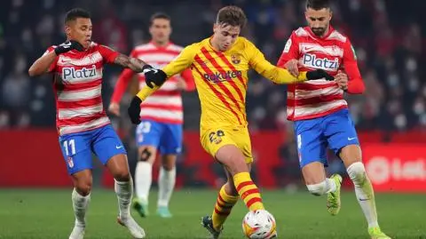 Barcelona wypuściła wygraną w końcówce