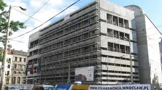 Budowa zakończy się rok później