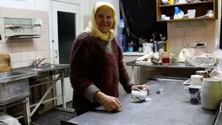80-letnia wolontariuszka obrony terytorialnej Kijowa