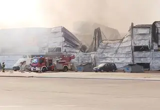 Pożar hali na Marywilskiej. Trzy kluczowe ustalenia prokuratury