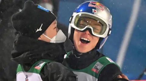 Kobayashi aż krzyknął z radości. "Nie wysłałem żadnej wiadomości dla rywali"