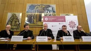 Abp Gądecki: bezpieczeństwo narodowe mniej ważne niż pomoc uchodźcom