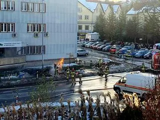 Pożar gazociągu przed urzędem w Wadowicach
