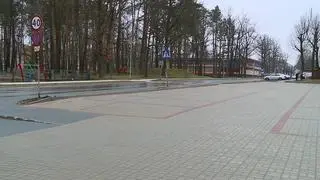 Targ w Nowej Dębie, gdzie małżeństwo sprzedawało swoje wyroby 